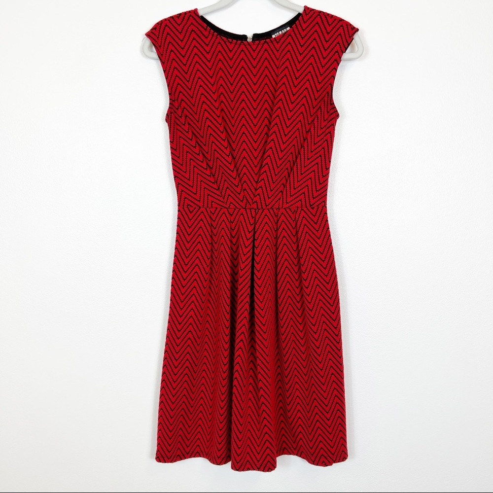 HAANI Sleeveless Knit Dress Red & Black Size Small
